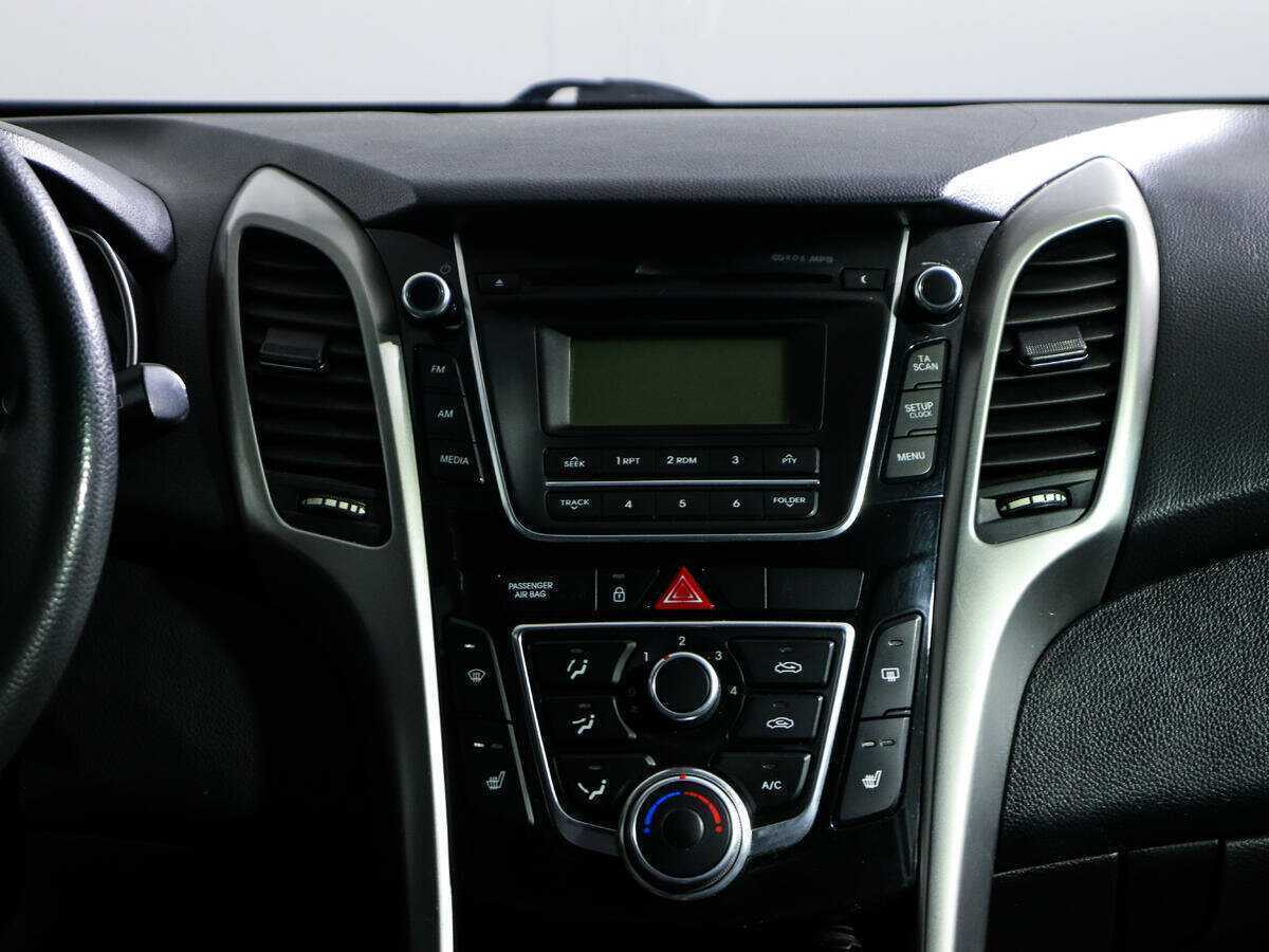 Купить Hyundai i30, 2013, 218 378 км, фото №13