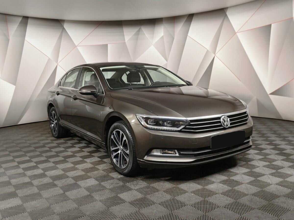 Купить Volkswagen Passat, 2017, 50 341 км, фото №3