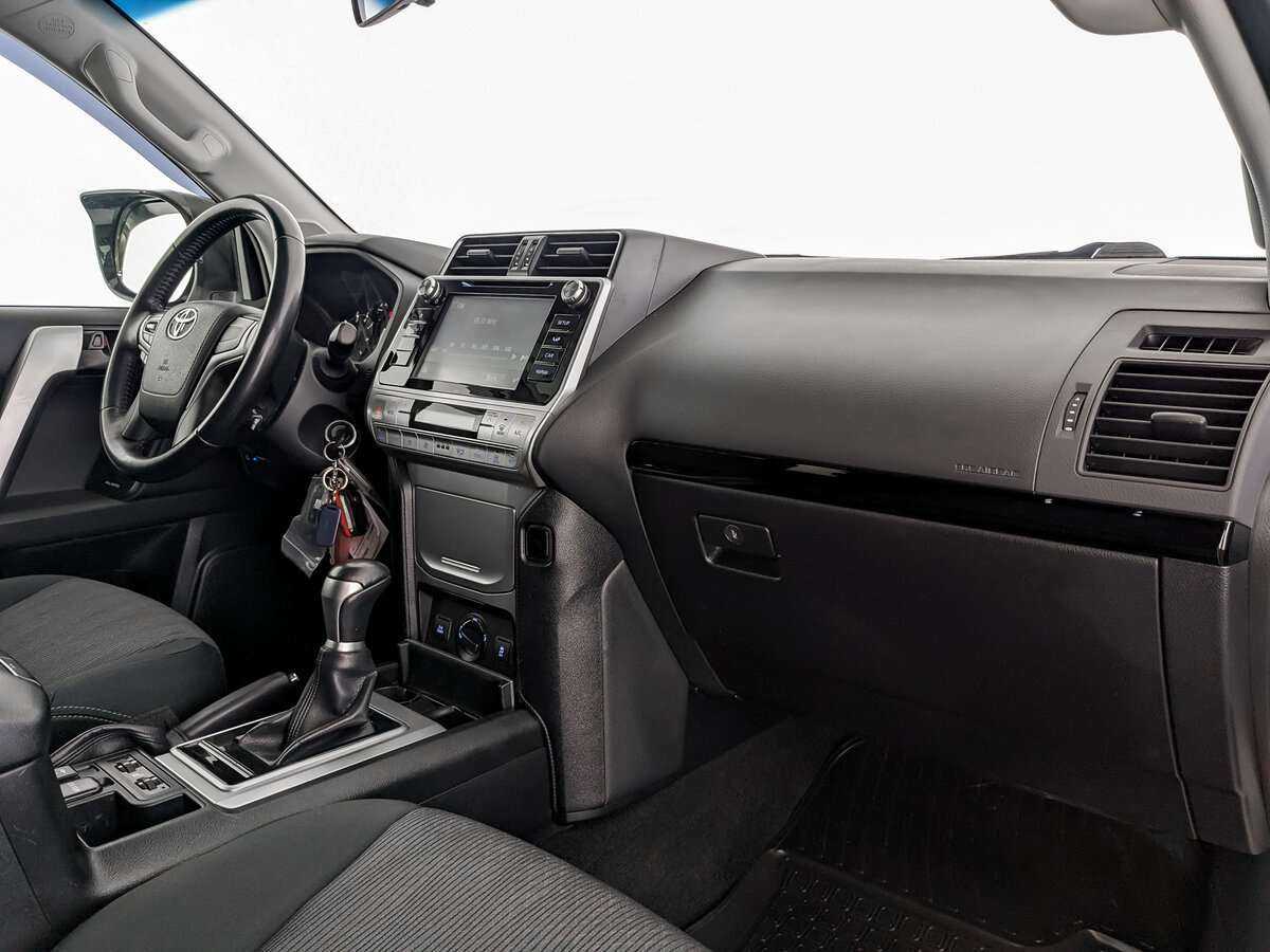 Купить Toyota Land Cruiser Prado, 2019, 74 000 км, фото №9