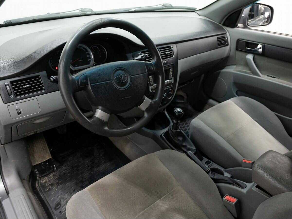 Купить Daewoo Gentra, 2013, 280 000 км, фото №7