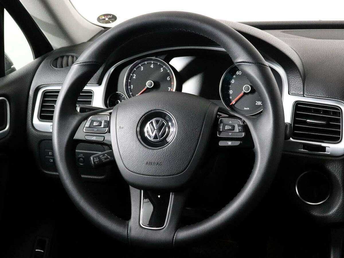 Купить Volkswagen Touareg, 2010, 152 000 км, фото №11