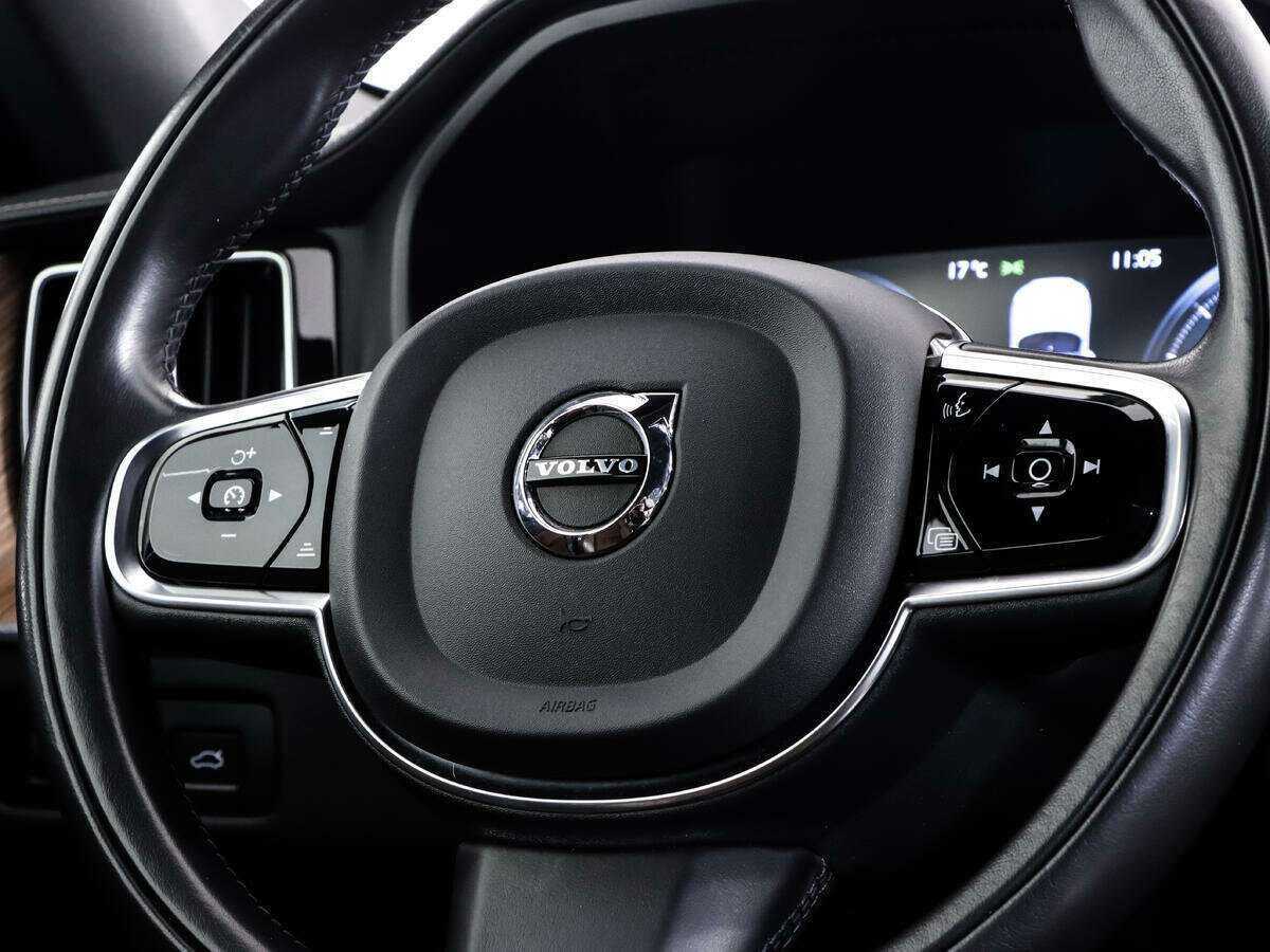 Купить Volvo XC60, 2021, 97 905 км, фото №12