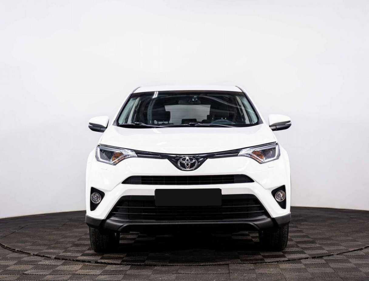 Купить Toyota RAV4, 2017, 67 000 км, фото №2