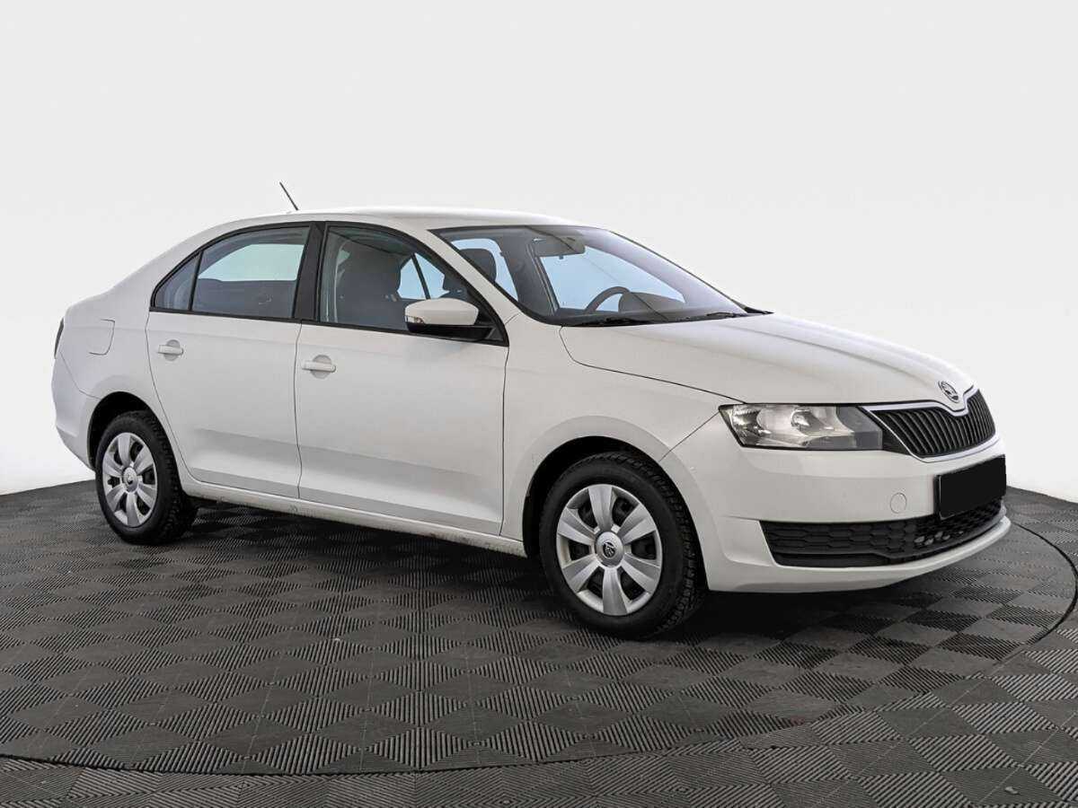 Купить Skoda Rapid, 2018, 119 557 км, фото №3