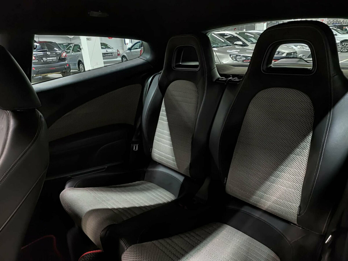 Купить Volkswagen Scirocco III, 2011, 172 072 км, фото №12