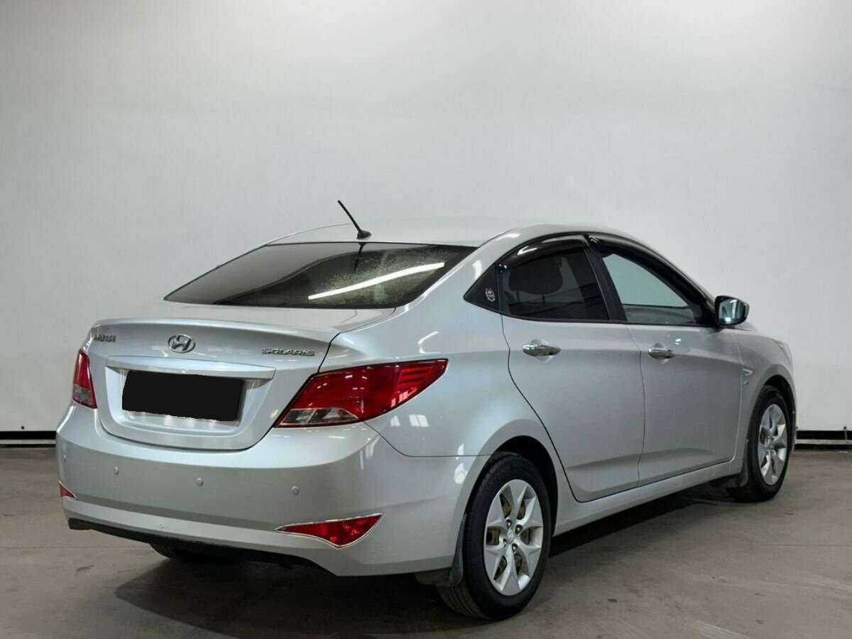 Купить Hyundai Solaris, 2015, 98 464 км, фото №5