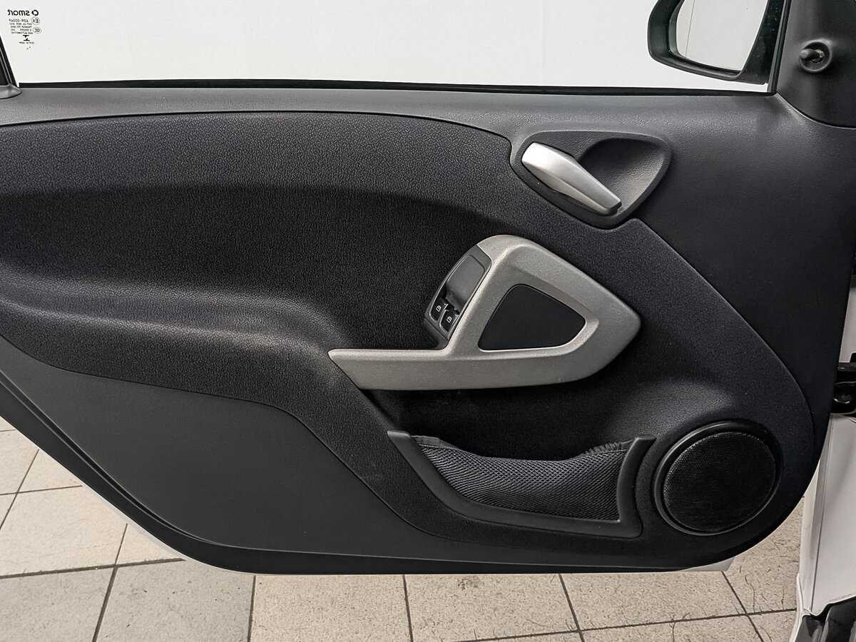 Купить Smart Fortwo, 2014, 180 658 км, фото №17