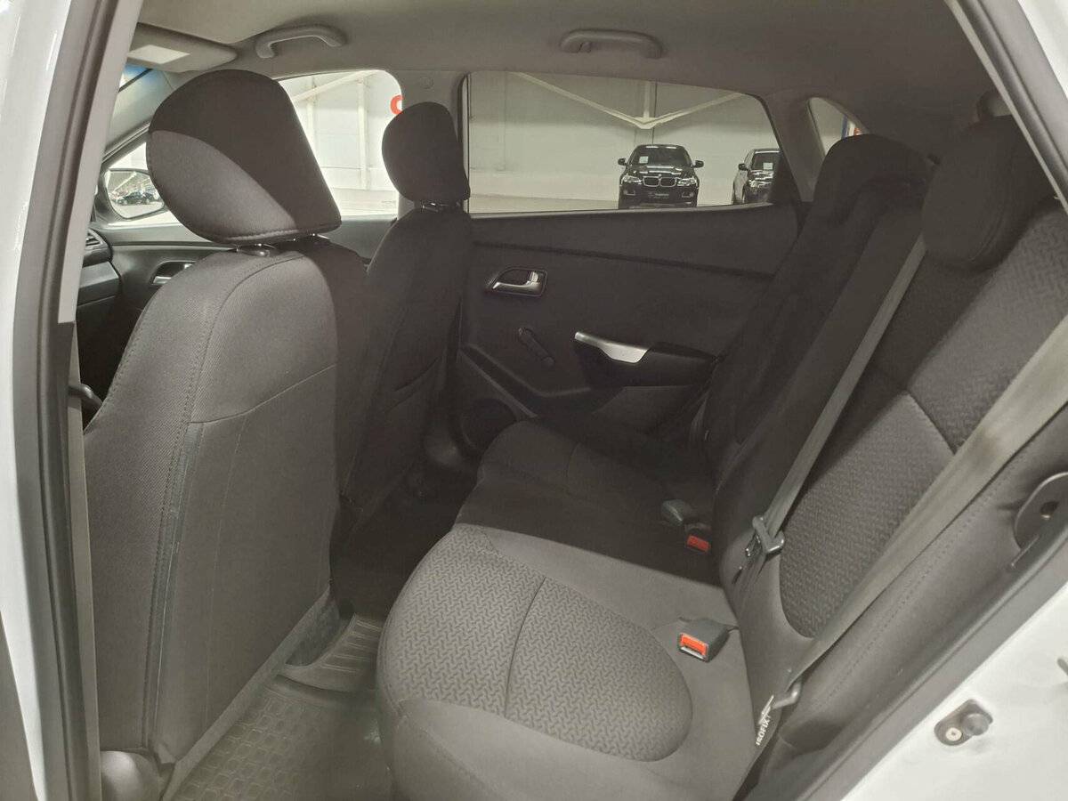Купить Kia Rio III, 2014, 161 116 км, фото №12