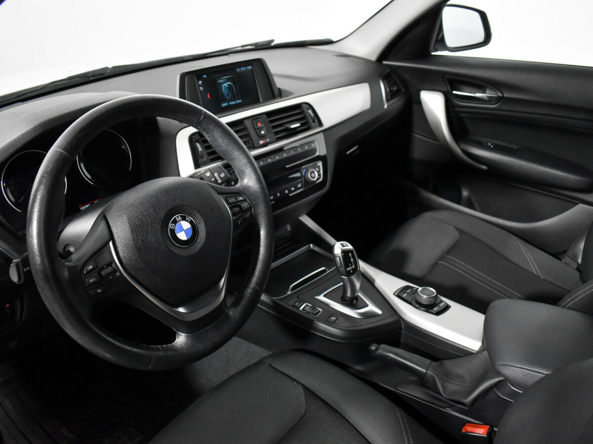 Купить BMW 1 серии 118i II (F20/F21) Рестайлинг 2, 2018, 124 366 км, фото №9