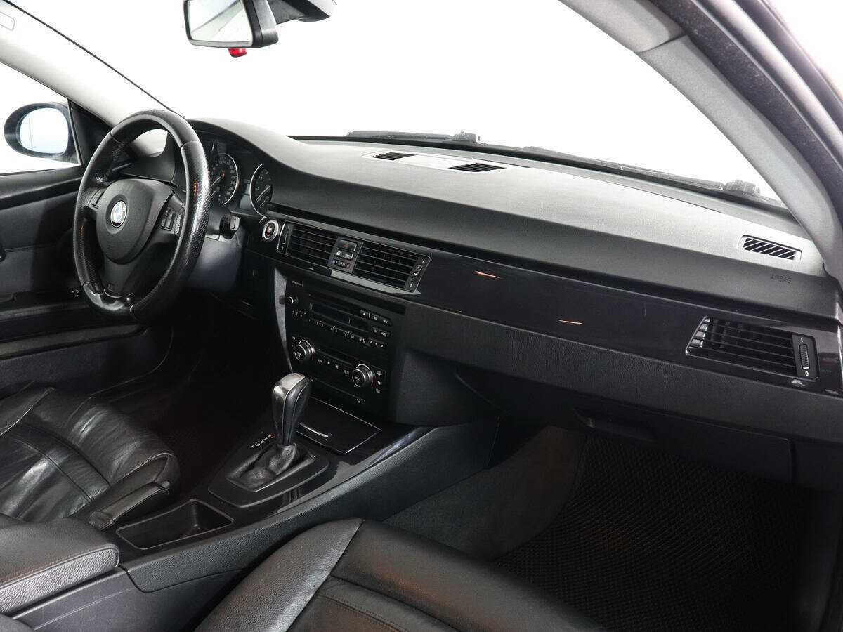 Купить BMW 3 серии 325i, 2008, 294 408 км, фото №12