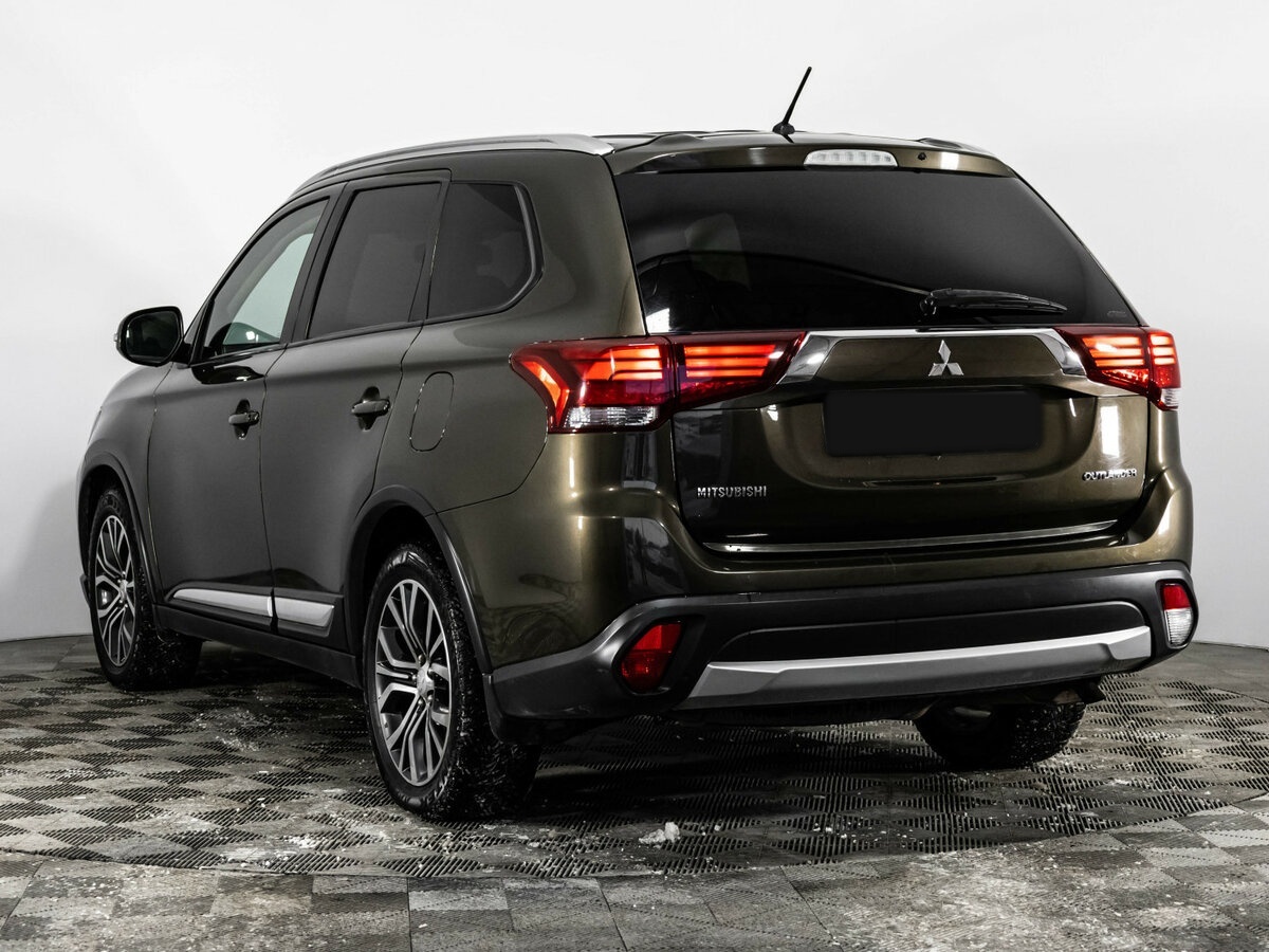Купить Mitsubishi Outlander III Рестайлинг 2, 2015, 245 490 км, фото №6