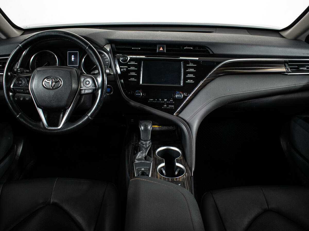 Купить Toyota Camry, 2018, 139 991 км, фото №12