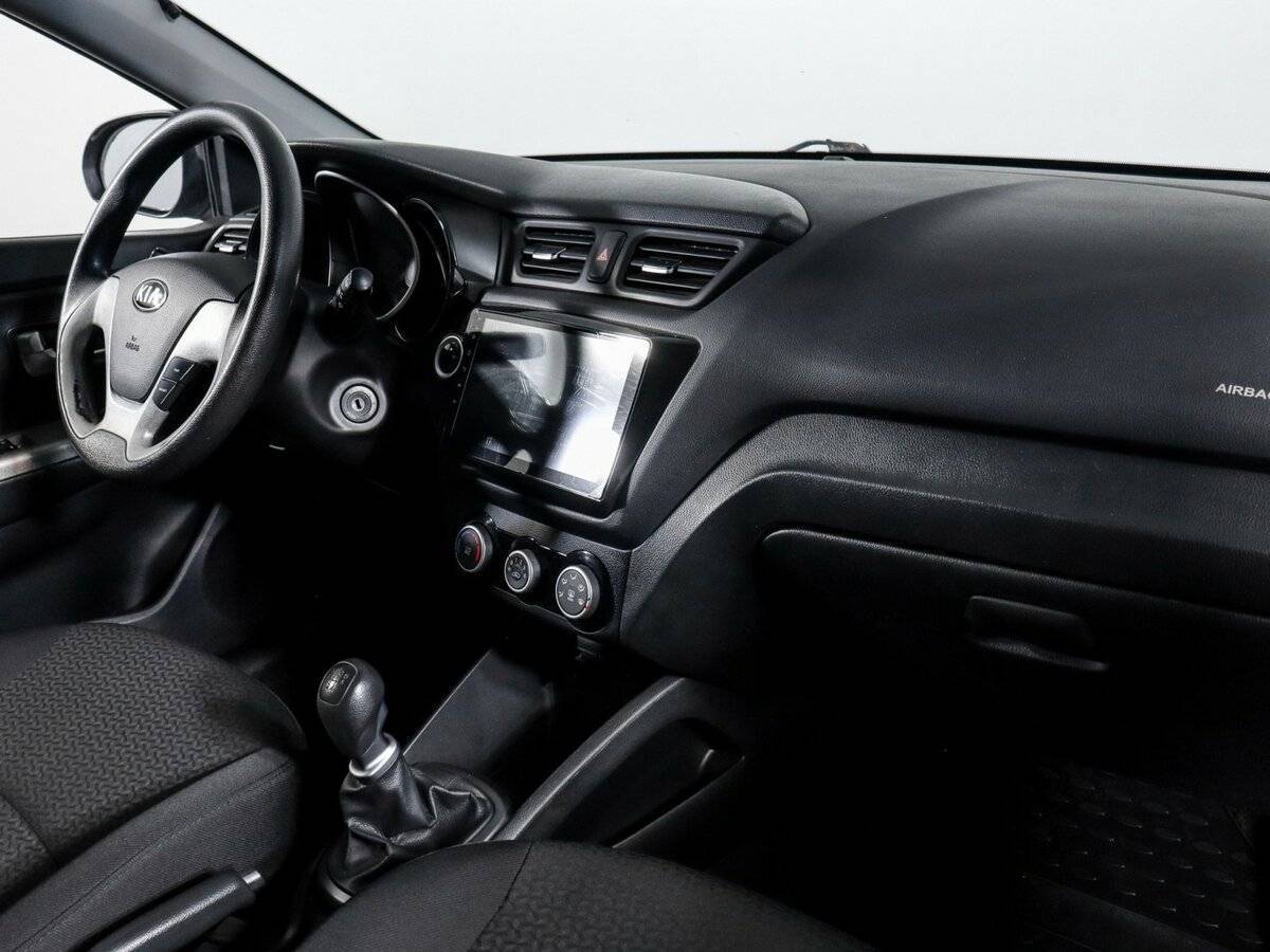 Купить Kia Rio, 2016, 120 607 км, фото №6