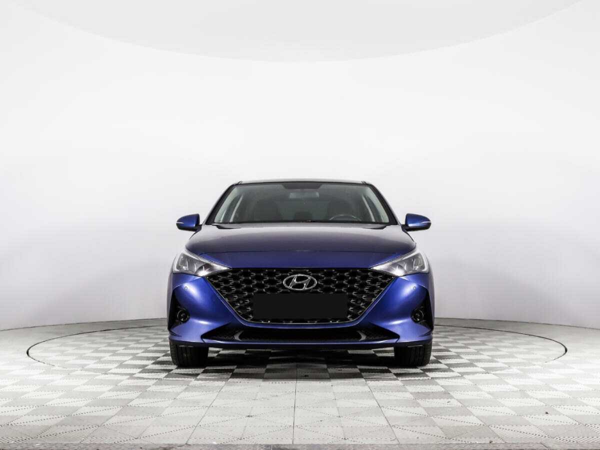 Купить Hyundai Solaris, 2021, 102 982 км, фото №2