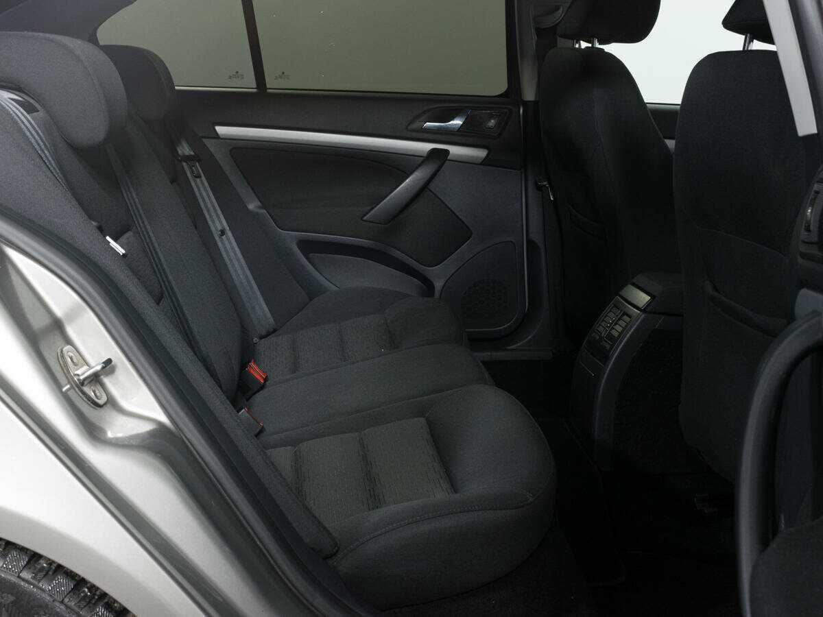 Купить Skoda Octavia, 2011, 154 686 км, фото №9