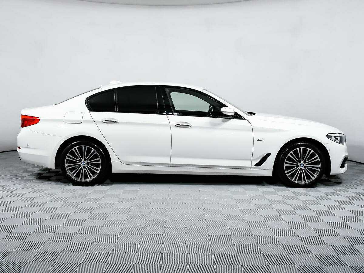 Купить BMW 5 серии 520d, 2018, 86 606 км, фото №4