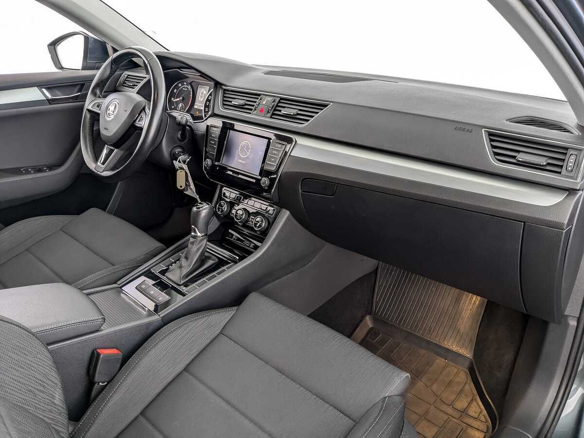 Купить Skoda Superb, 2018, 52 984 км, фото №9
