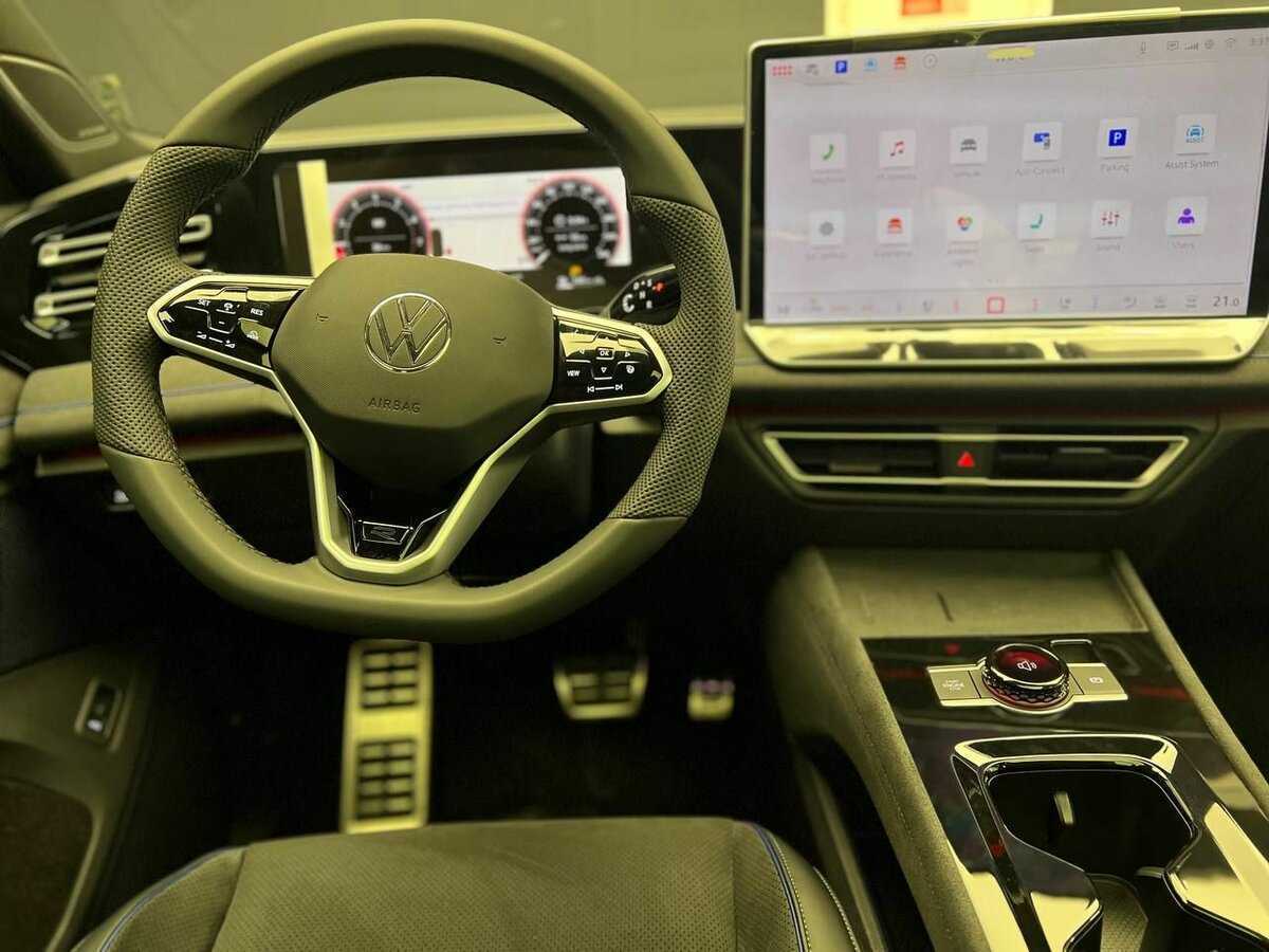 Купить Volkswagen Tiguan L Pro, 2024, 35 км, фото №6