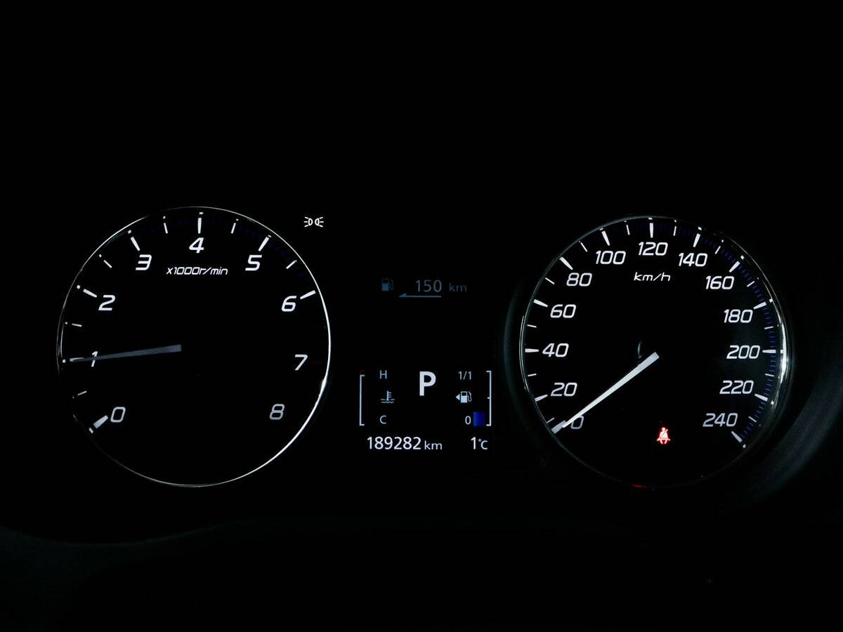 Купить Mitsubishi Outlander III Рестайлинг 2, 2018, 189 281 км, фото №9