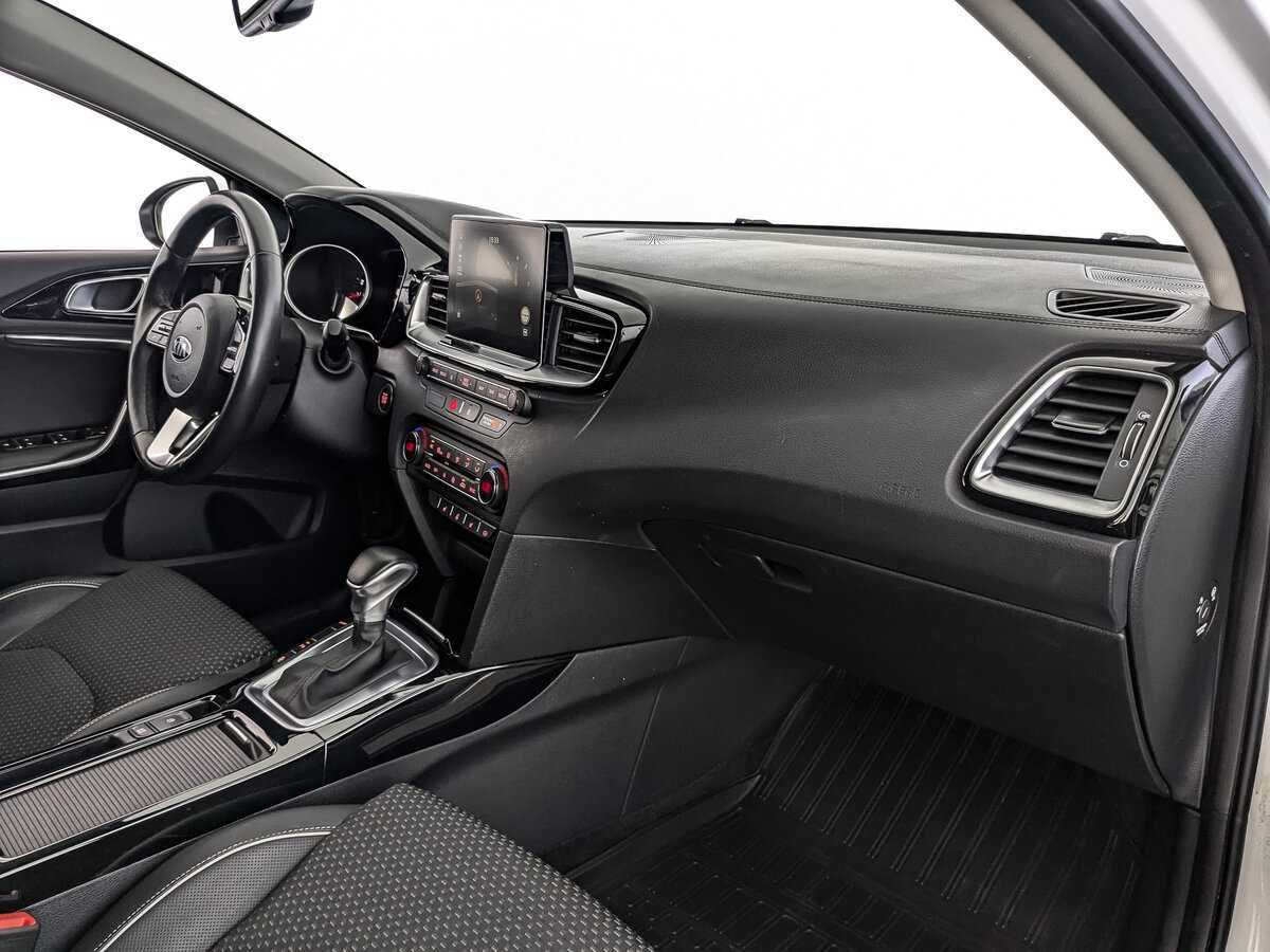 Купить Kia Ceed, 2019, 39 153 км, фото №9