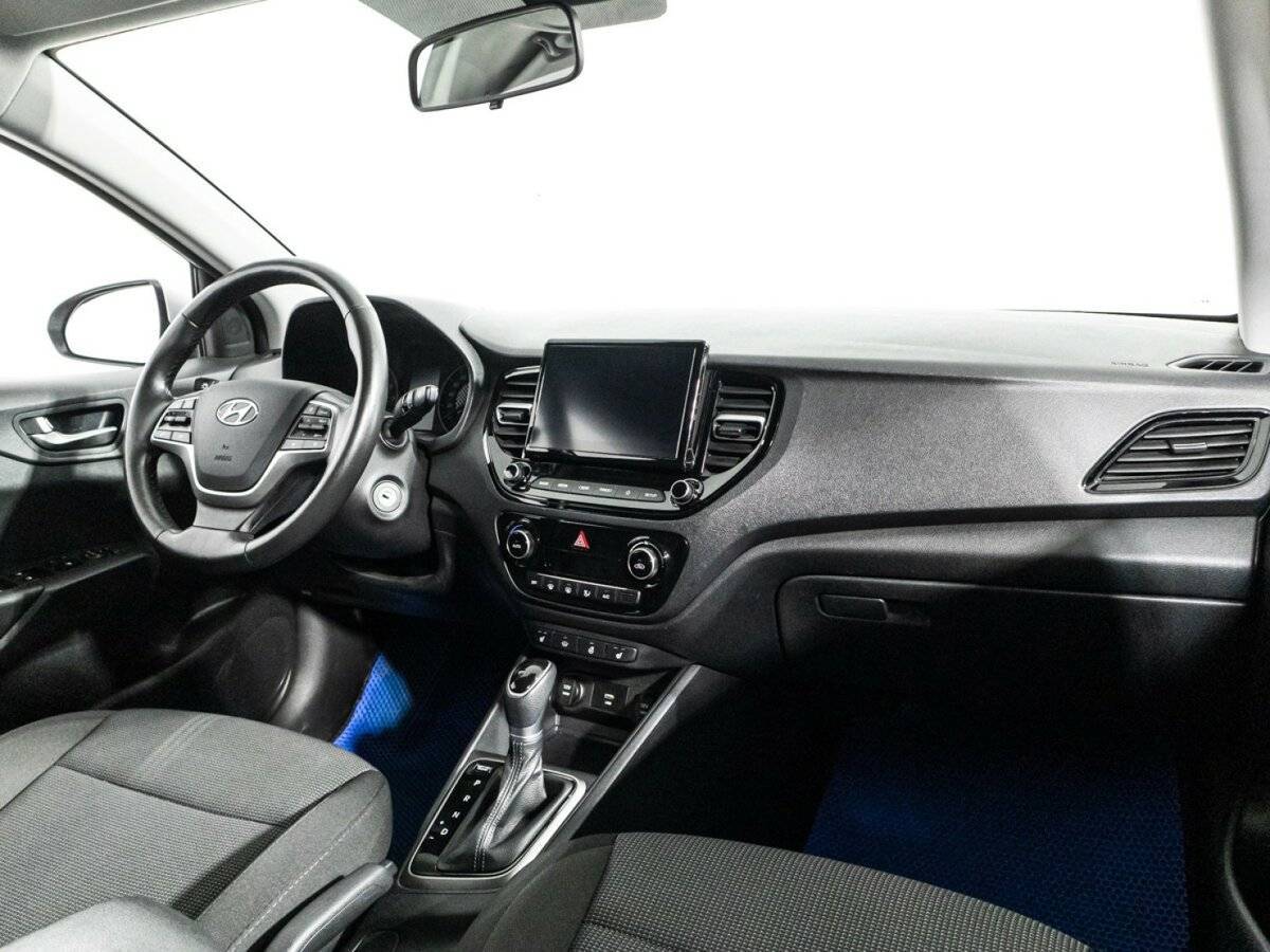 Купить Hyundai Solaris, 2020, 76 169 км, фото №9