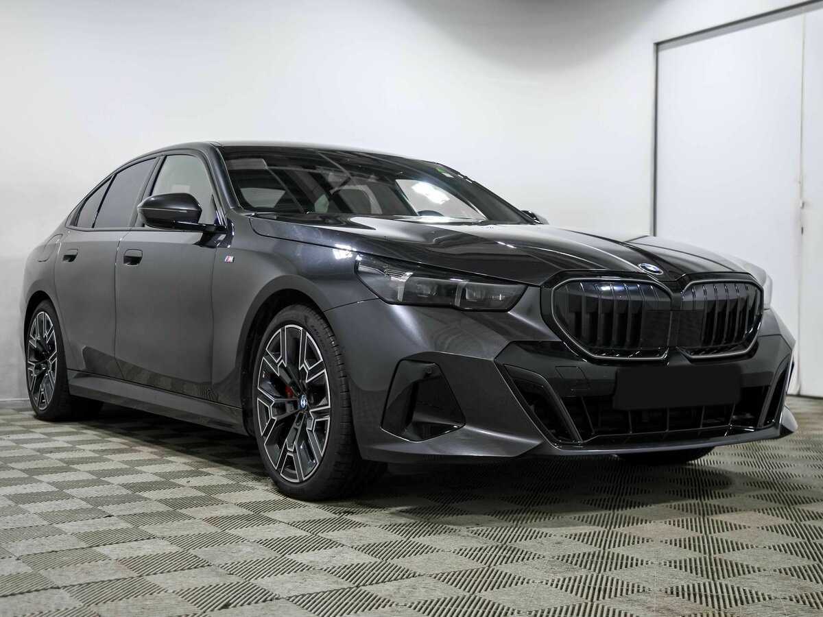 Купить BMW 5 серии 520d xDrive, 2024, 8 594 км, фото №3