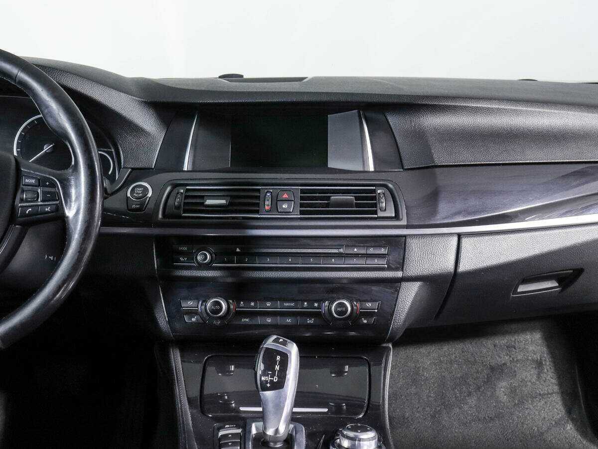 Купить BMW 5 серии 520i, 2014, 257 766 км, фото №11