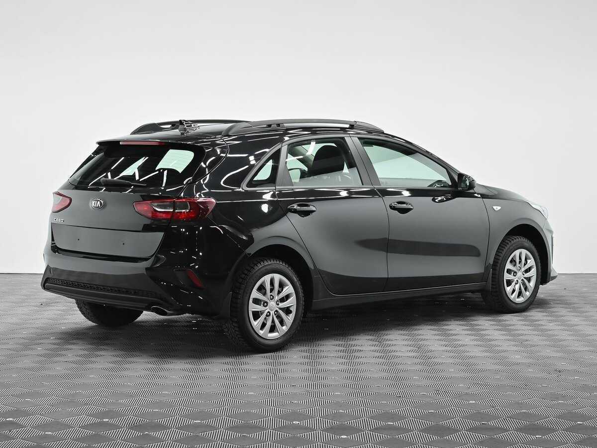 Купить Kia Ceed, 2018, 140 000 км, фото №2