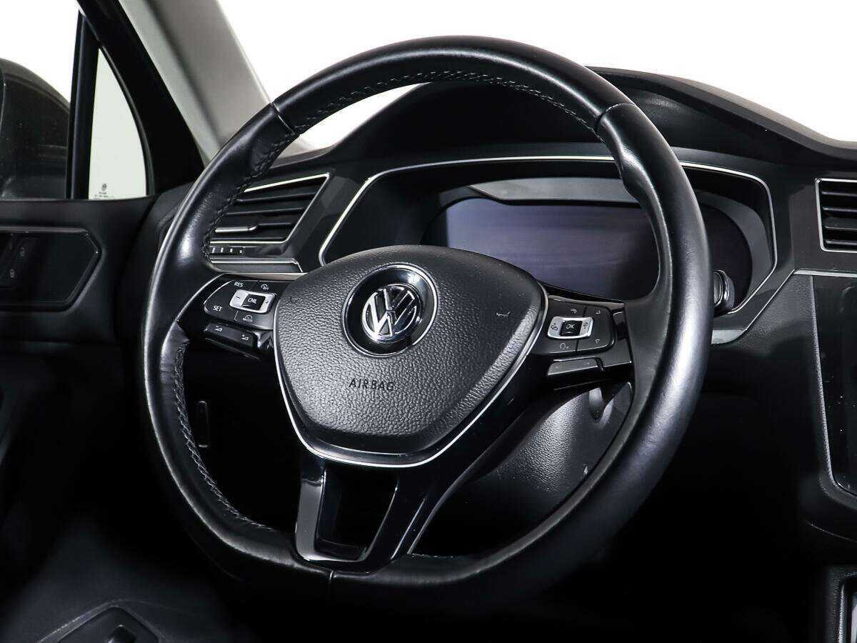 Купить Volkswagen Tiguan, 2018, 90 642 км, фото №16