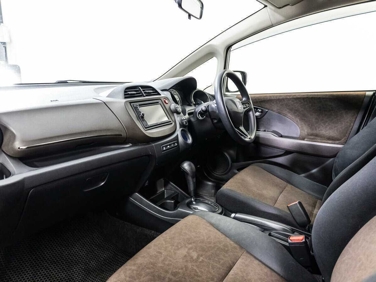 Купить Honda Fit Shuttle, 2013, 144 645 км, фото №9