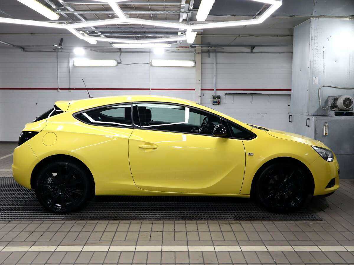 Купить Opel Astra GTC, 2014, 116 450 км, фото №3