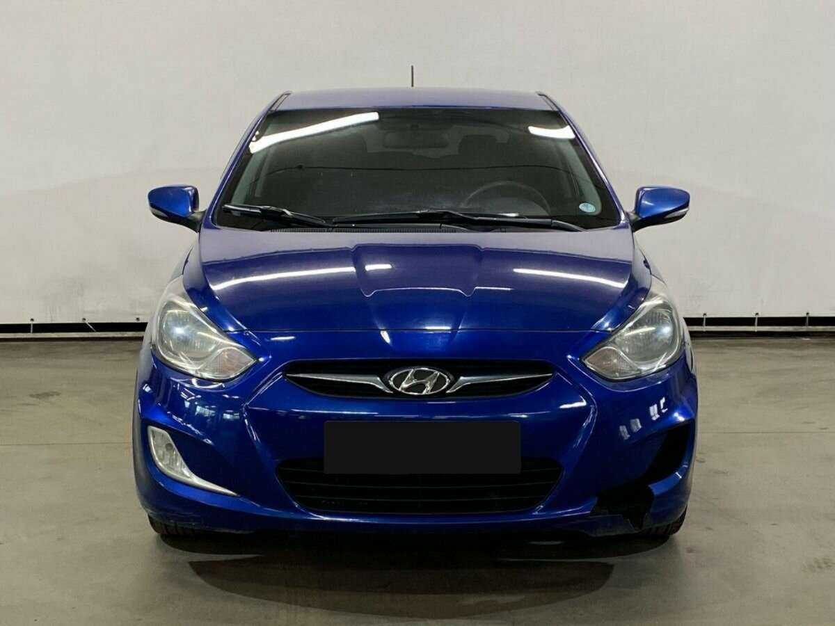Купить Hyundai Solaris, 2012, 142 823 км, фото №2