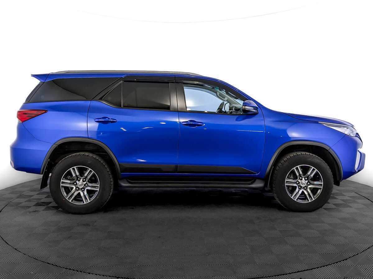 Купить Toyota Fortuner, 2019, 64 679 км, фото №4