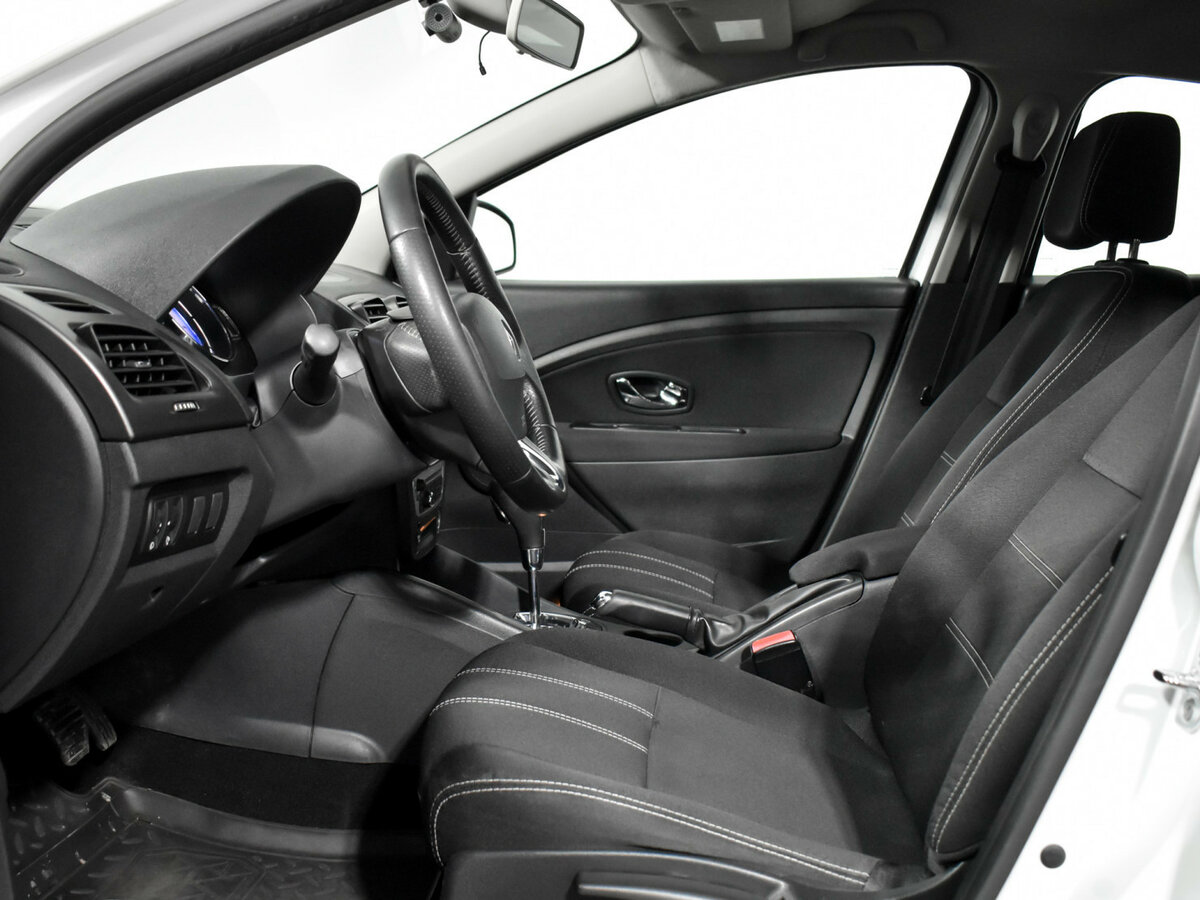 Купить Renault Megane III Рестайлинг, 2013, 189 333 км, фото №11