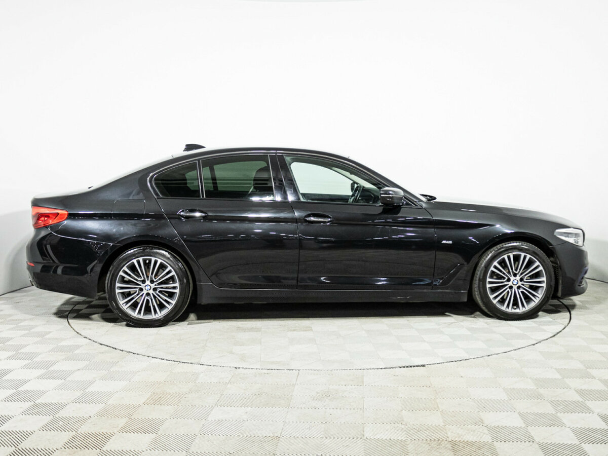 Купить BMW 5 серии 520d xDrive VII (G30/G31/G38), 2018, 255 000 км, фото №4