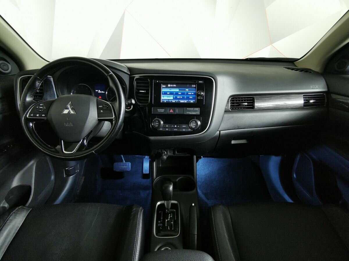 Купить Mitsubishi Outlander, 2016, 192 950 км, фото №10