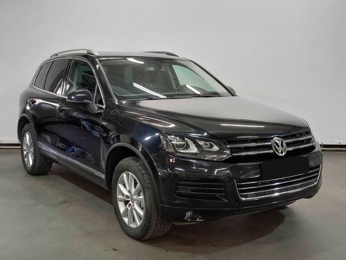 Купить Volkswagen Touareg, 2013, 181 119 км, фото №3