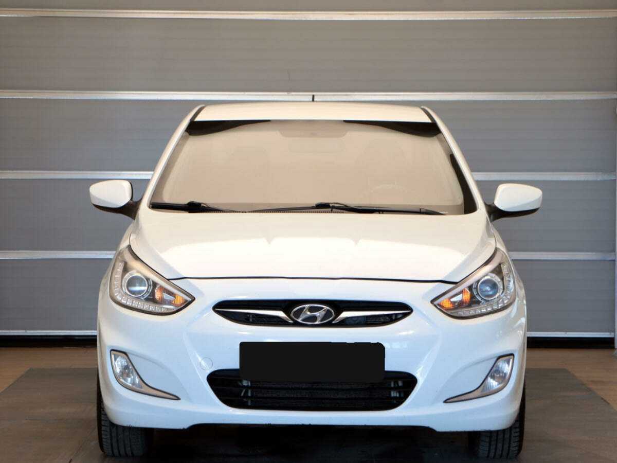 Купить Hyundai Solaris, 2013, 115 978 км, фото №2