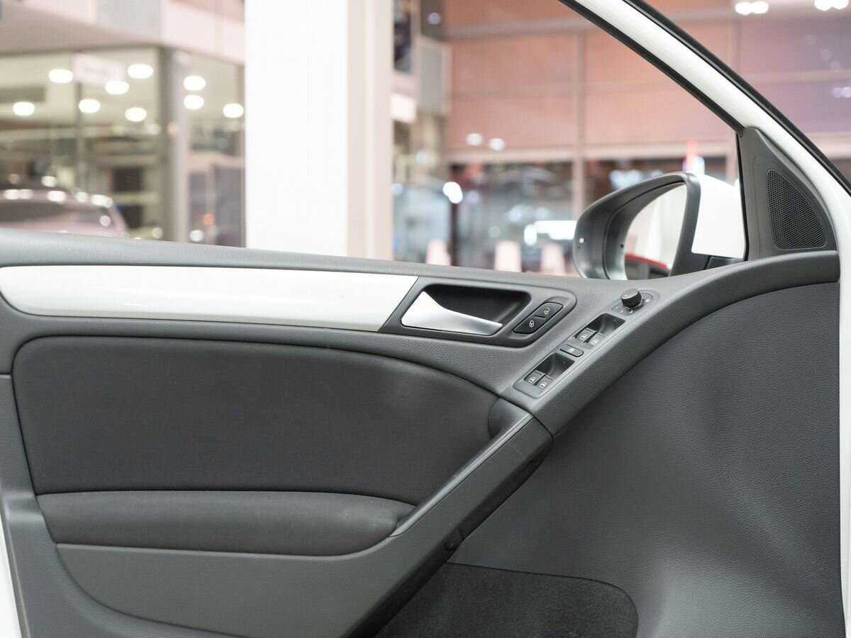 Купить Volkswagen Golf, 2012, 95 700 км, фото №15