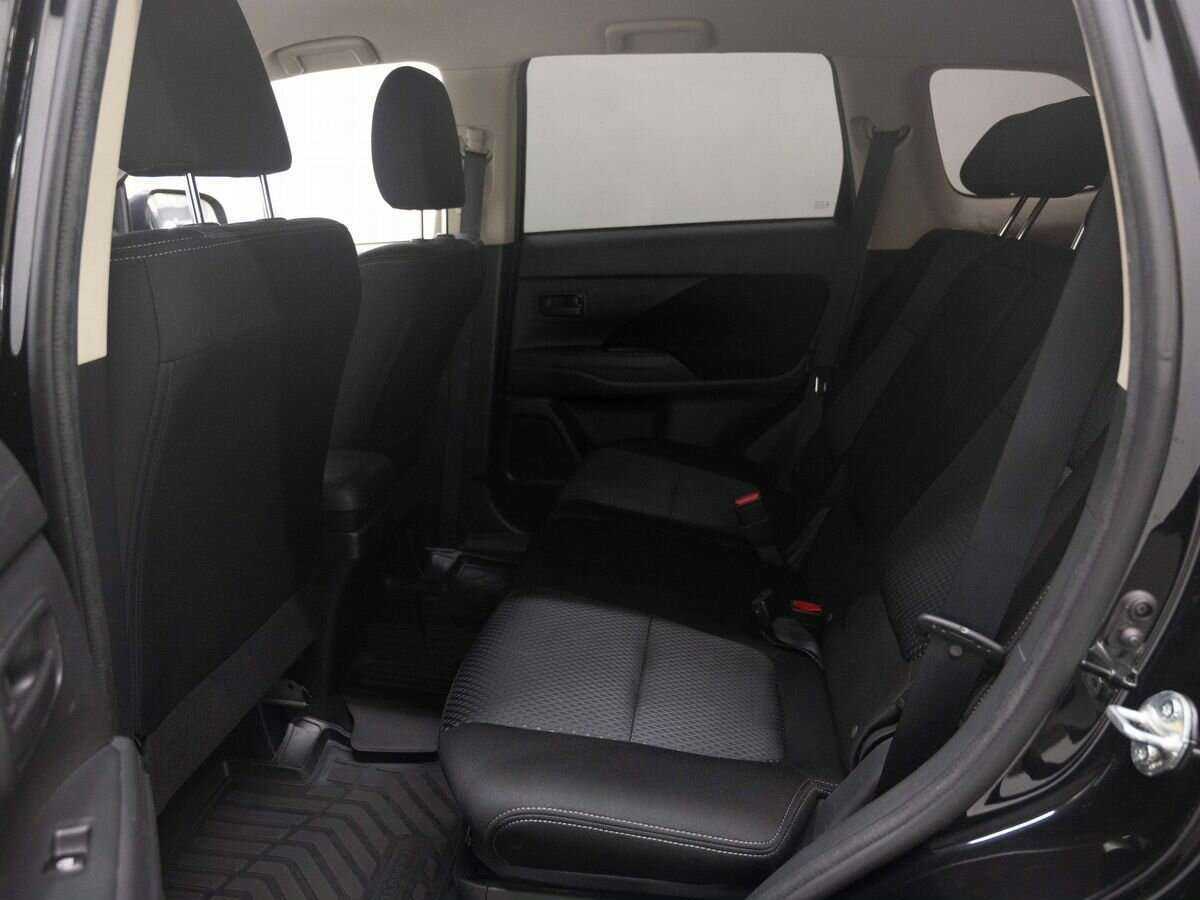 Купить Mitsubishi Outlander, 2018, 151 000 км, фото №9