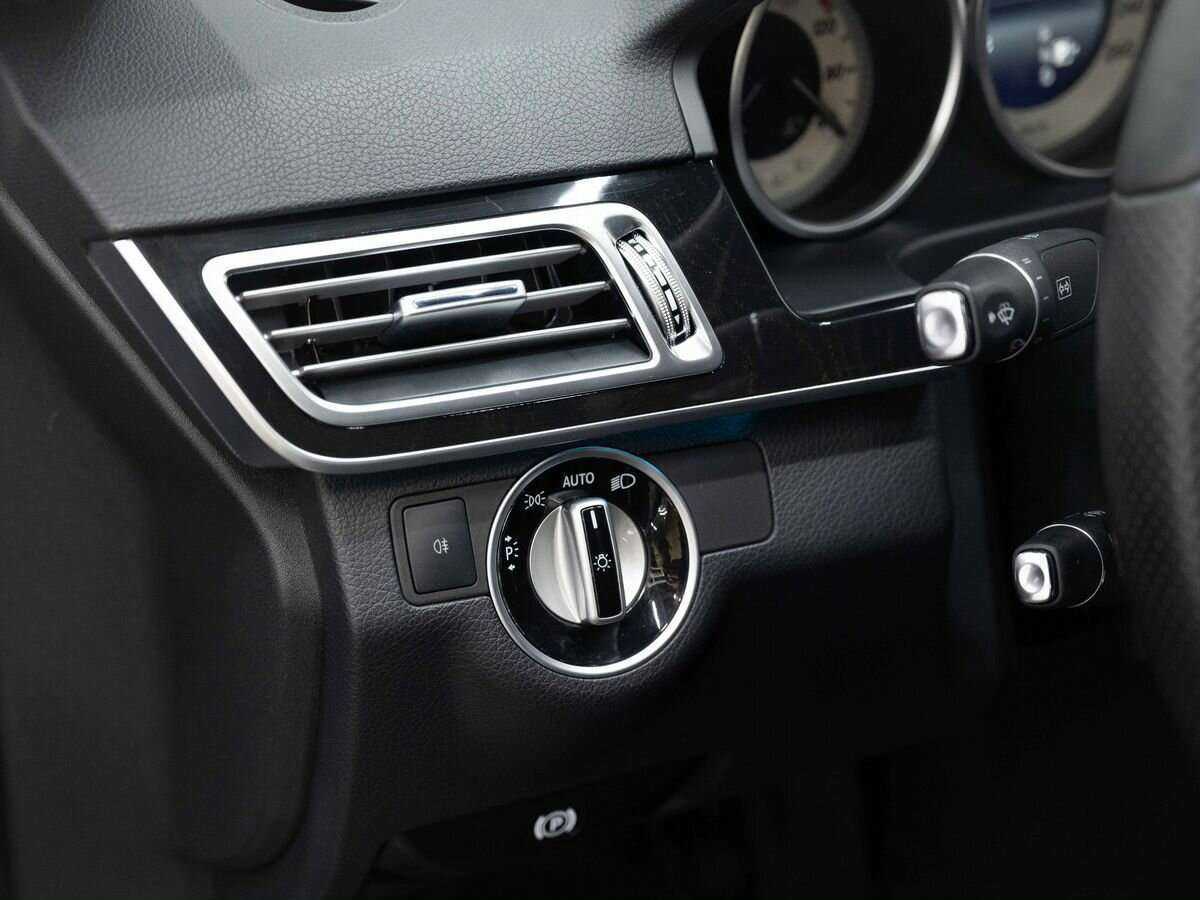Купить Mercedes-Benz E-Класс 200, 2014, 179 381 км, фото №19