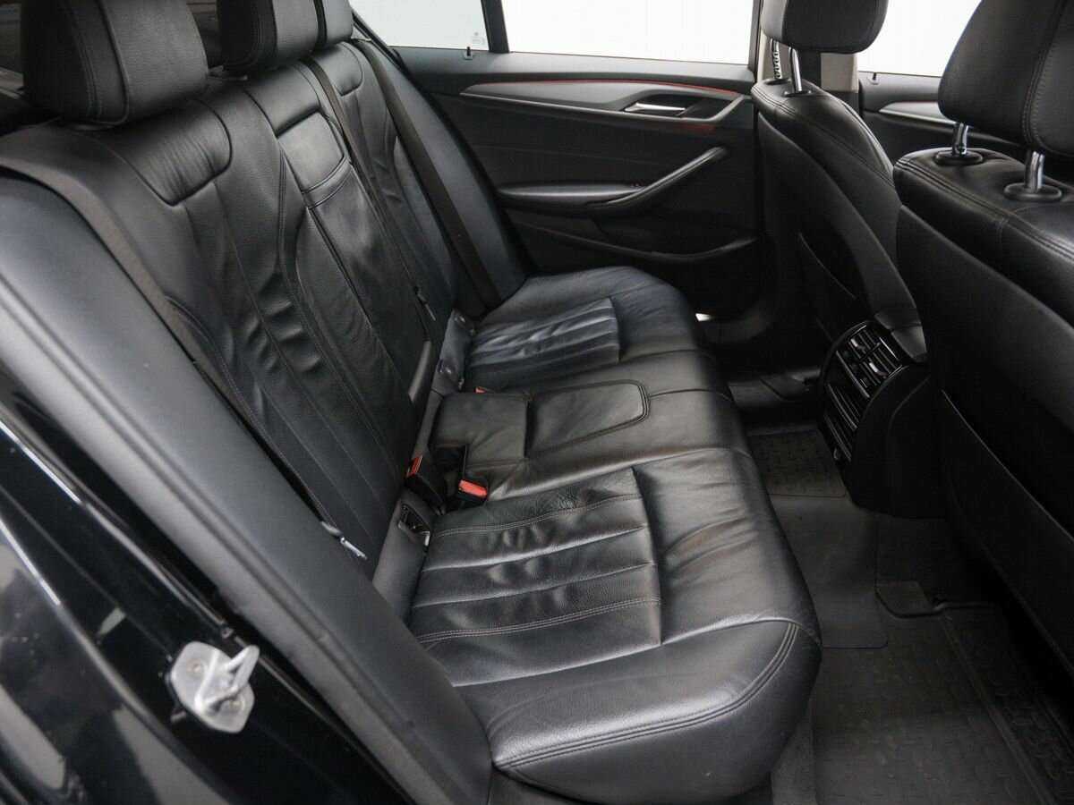 Купить BMW 5 серии 520d, 2018, 165 962 км, фото №11