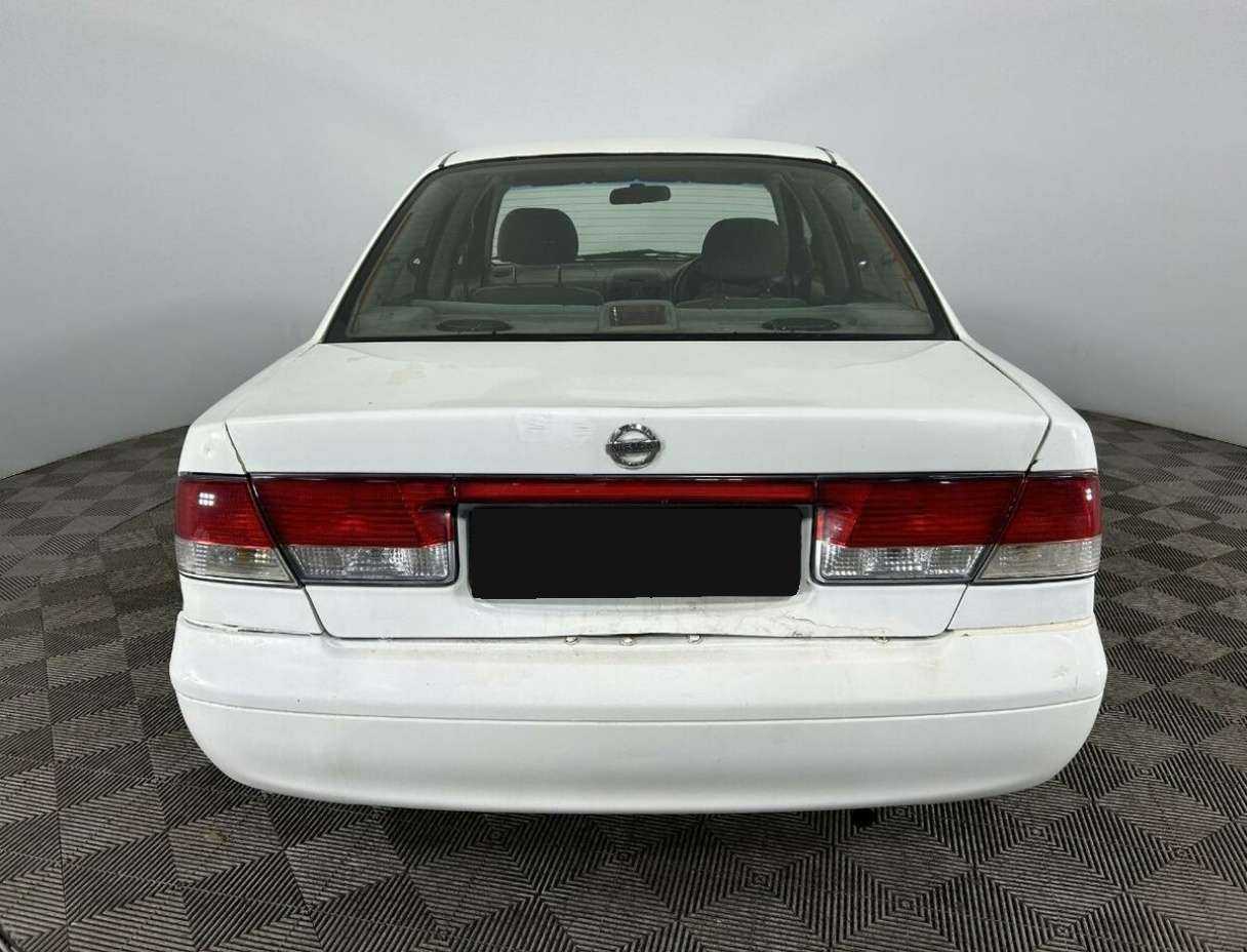 Nissan Sunny