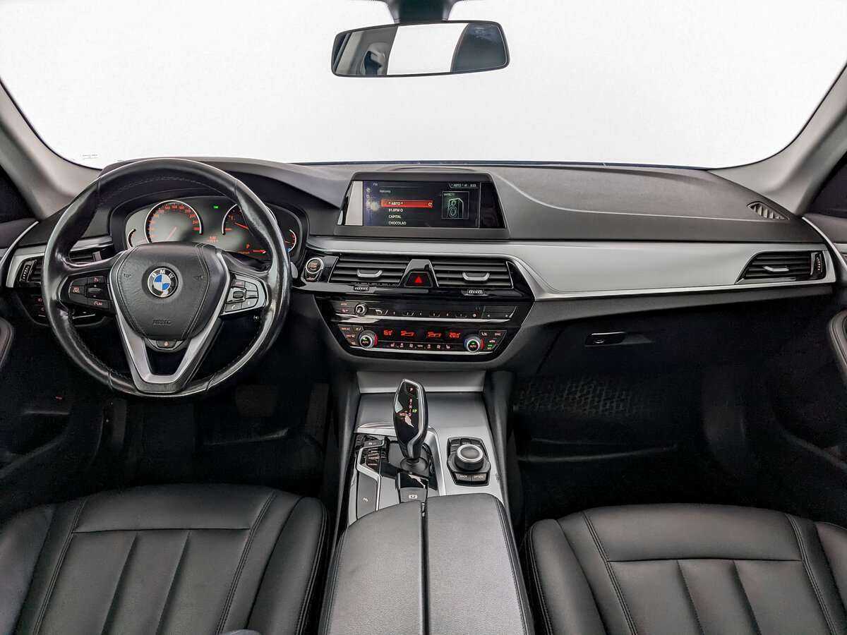 Купить BMW 5 серии 520i, 2018, 210 758 км, фото №11
