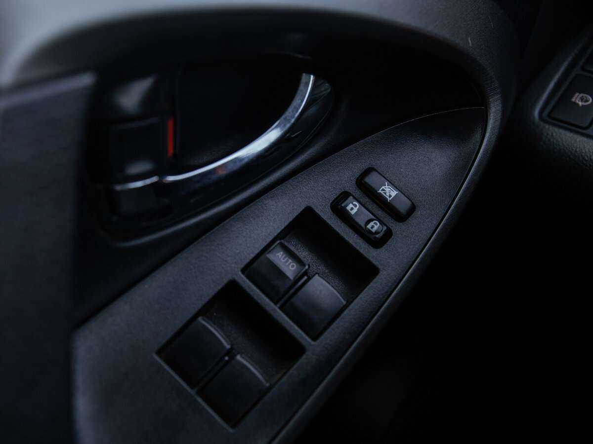 Купить Toyota RAV4, 2012, 292 581 км, фото №16