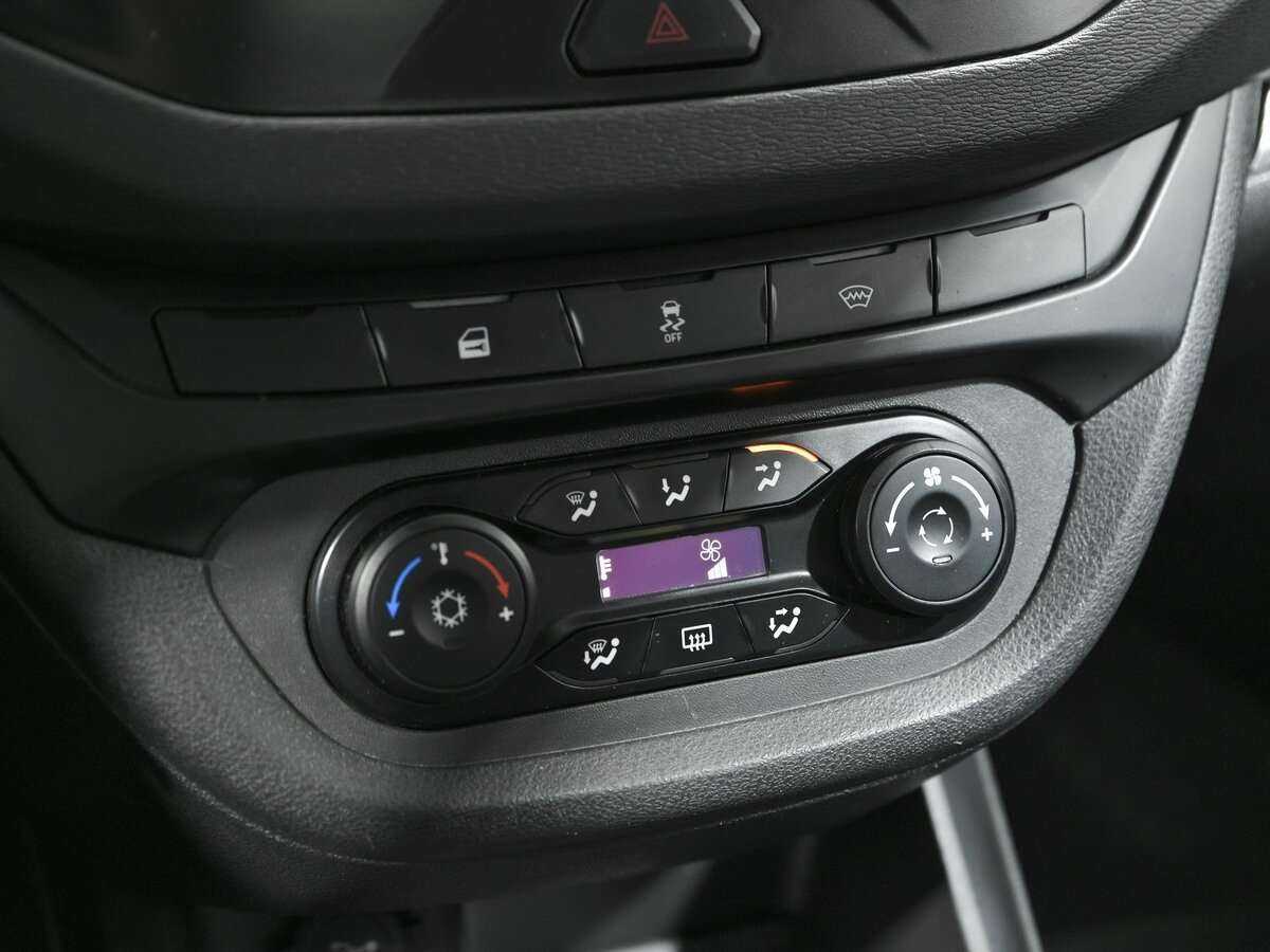 Купить Lada (ВАЗ) Vesta, 2018, 82 520 км, фото №11