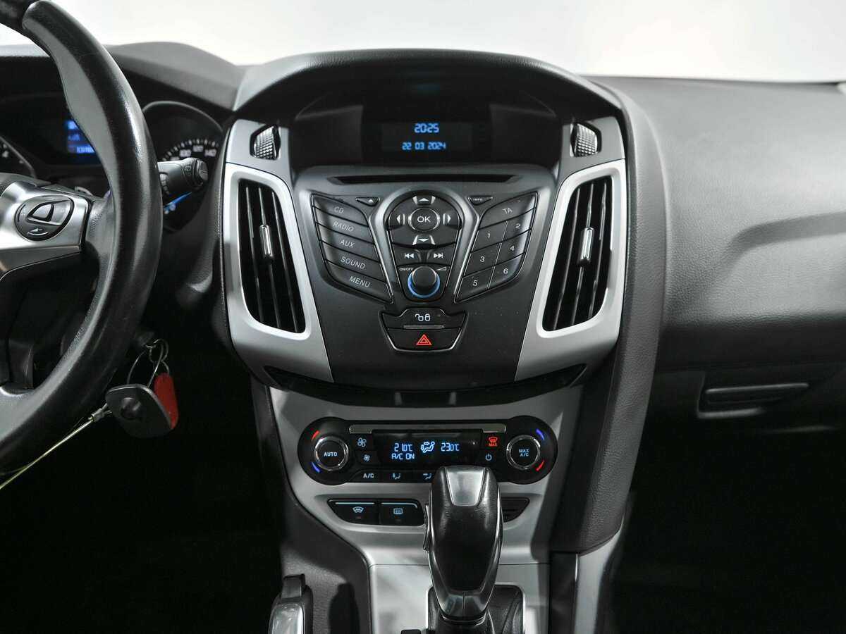 Купить Ford Focus, 2013, 137 800 км, фото №9