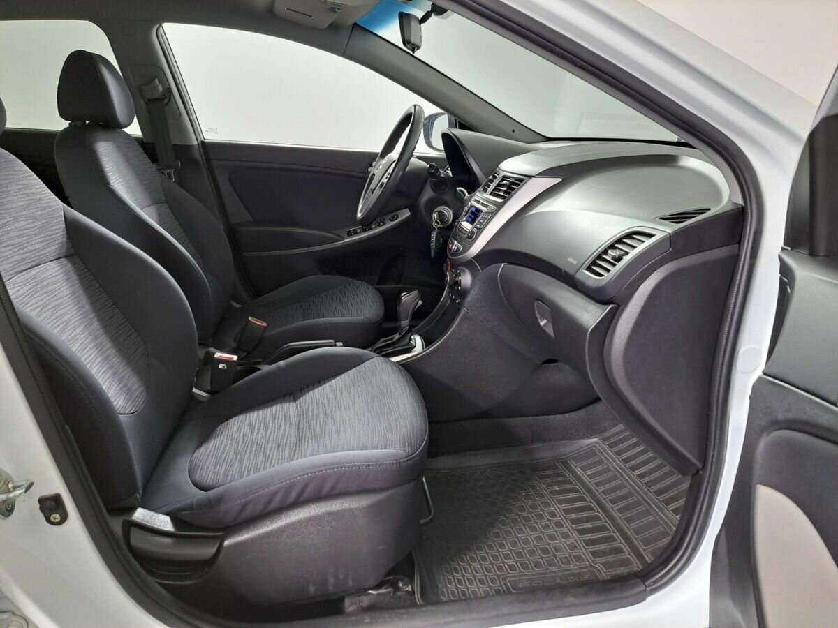 Купить Hyundai Solaris, 2014, 101 121 км, фото №9