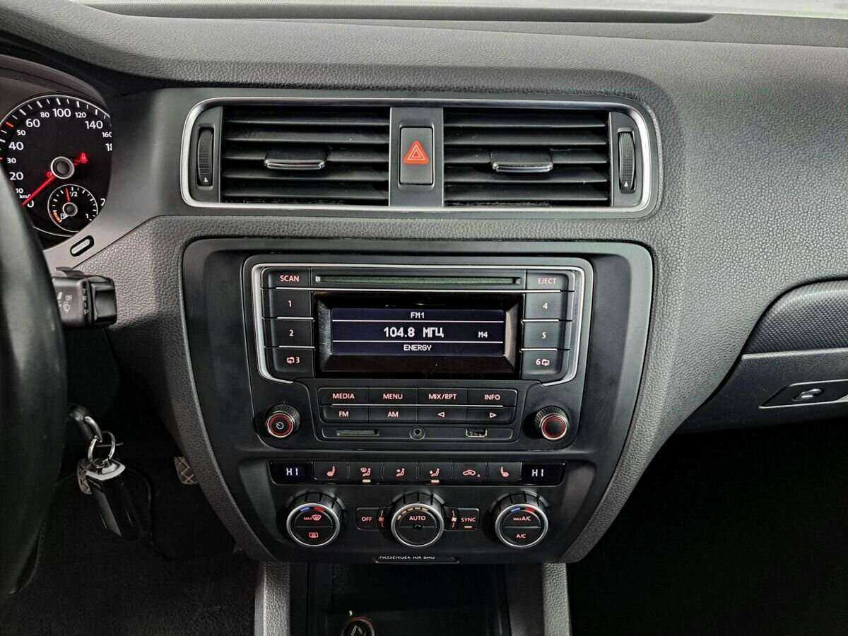 Купить Volkswagen Jetta, 2014, 219 500 км, фото №13