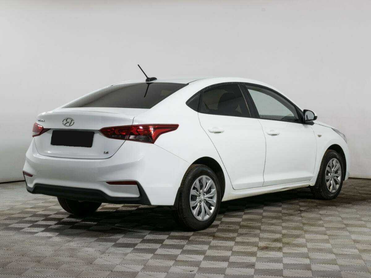 Купить Hyundai Solaris, 2018, 162 301 км, фото №4